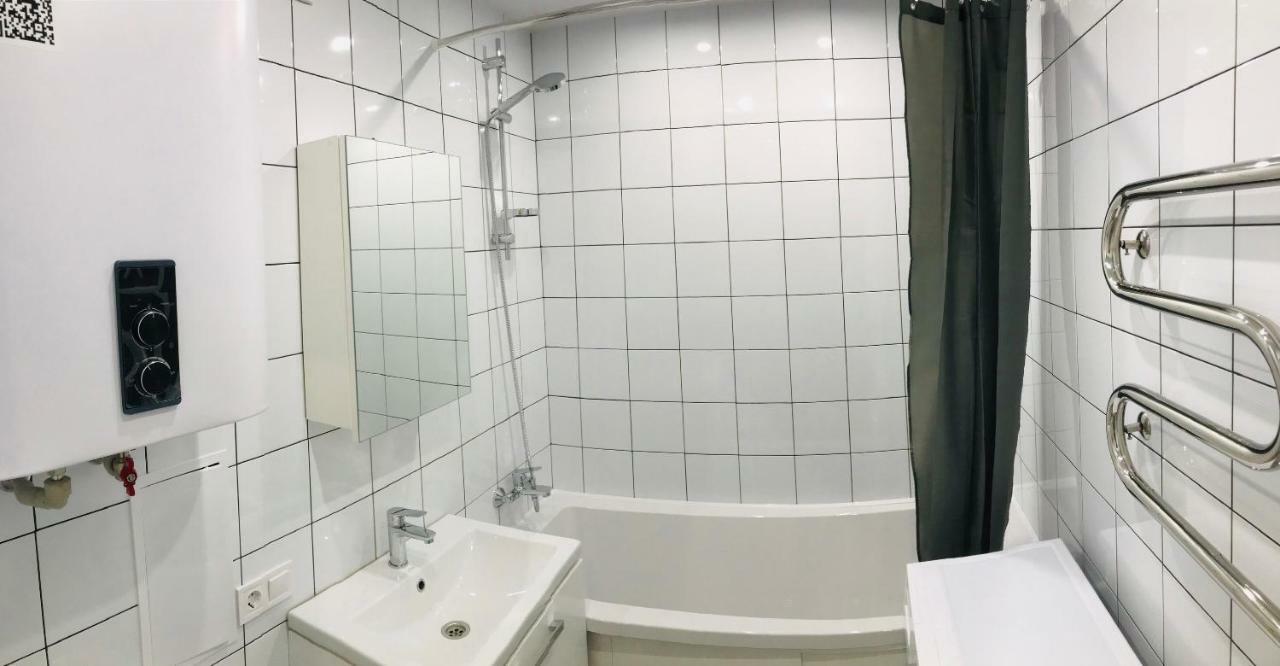 פולטבה Tf Apartment Двокімнатні Апартаменти В Центрі Міста מראה חיצוני תמונה
