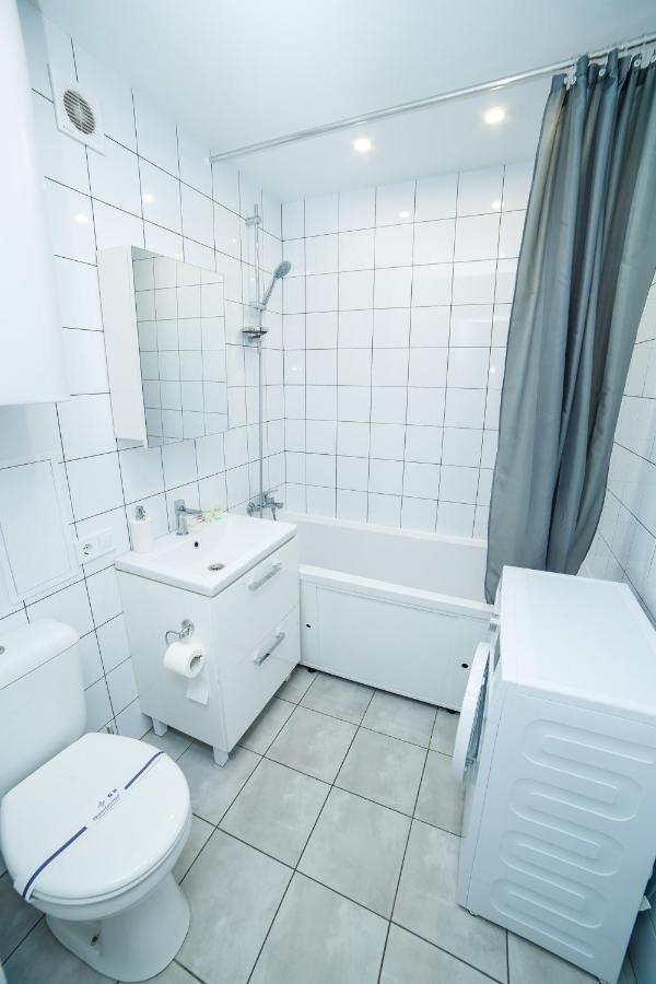 פולטבה Tf Apartment Двокімнатні Апартаменти В Центрі Міста מראה חיצוני תמונה